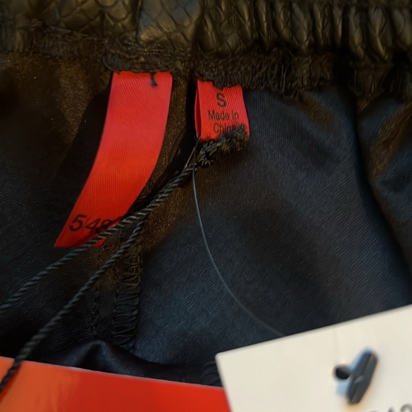 NWT black faux leather shorts - Picture 4 of 4